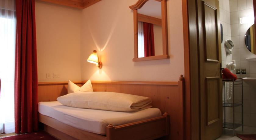 Hotel Camona & Apart Walserhof Samnaun Pokój zdjęcie
